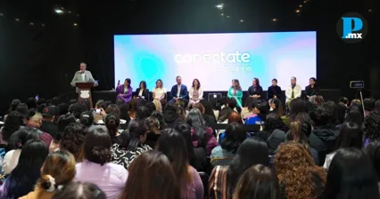 M&aacute;s de 500 mujeres participan en encuentro empresarial en Puebla