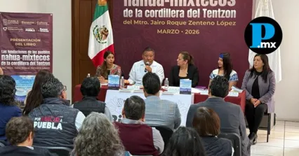 Autoridades estatales y cronistas regionales destacaron la importancia de la obra de Jairo Roque Zenteno para el fortalecimiento de la identidad poblana.
