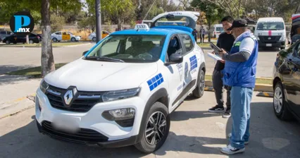 Modernizan transporte en Puebla con unidades modelo 2024-2026