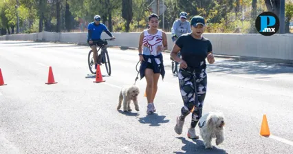 Miles participan en V&iacute;a Recreativa Violeta en Puebla