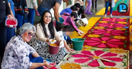 Alfombra monumental embellece San Pedro Cholula por Viernes Santo