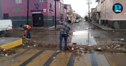 San Pedro Cholula atiende inundaciones y coladeras obstruidas por lluvias
