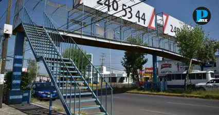 40 puentes peatonales en Puebla ser&aacute;n retirados por no ser funcionales