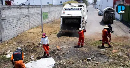 Ayuntamiento interviene barranca para prevenir inundaciones por lluvias