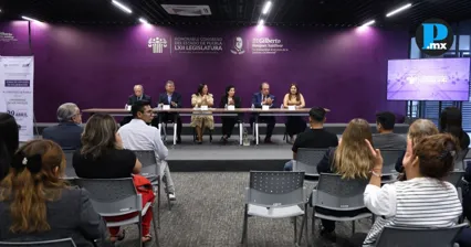 Universidad de los &Aacute;ngeles y Congreso de Puebla firman convenio 