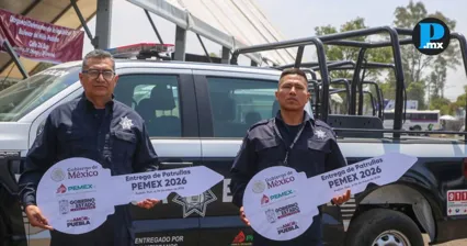 PEMEX entrega obras, patrullas y pavimento en Puebla