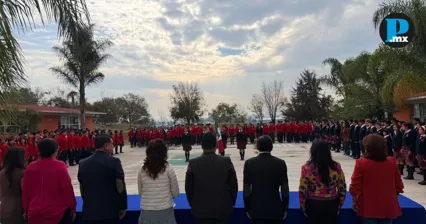 Jos&eacute; Luis Figueroa visita bachillerato del sur de Puebla