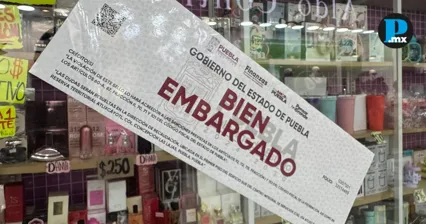 Colocan sellos de embargo en Plaza Dorada de Puebla 