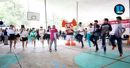 Gaby La Bonita impulsa el deporte entre j&oacute;venes del COBAEP