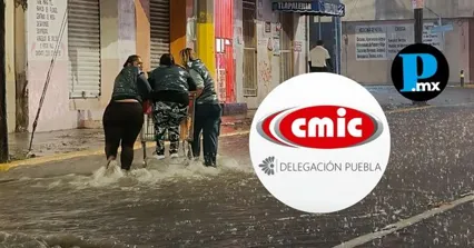 La acumulaci&oacute;n de agua por lluvias en las vialidades del centro hist&oacute;rico evidencia la necesidad de actualizar la infraestructura hidr&aacute;ulica y mejorar el flujo pluvial.