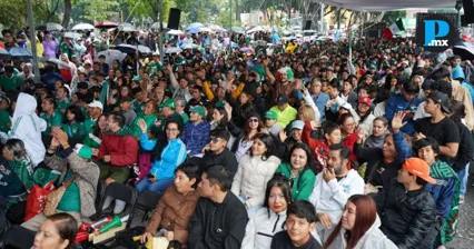 M&aacute;s de 100 mil personas disfrutaron el Mundial en el Z&oacute;calo de Puebla