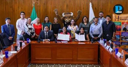 San Pedro Cholula firma convenio para becas universitarias