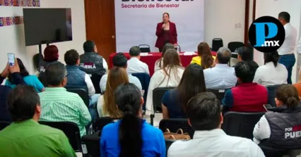 Integrantes de las 31 microrregiones de la Secretar&iacute;a de Bienestar de Puebla sostienen reuni&oacute;n de trabajo para dar seguimiento a las obras comunitarias en la entidad.