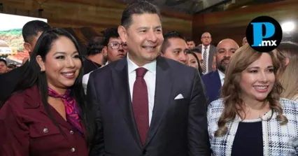 La alcaldesa de San Pedro Cholula, Tonantzin Fern&aacute;ndez, refrend&oacute; el respaldo municipal a la agenda de obras en salud y educaci&oacute;n impulsada por el gobernador Alejandro Armenta a 600 d&iacute;as de su administraci&oacute;n.