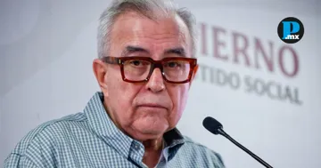 Rub&eacute;n Rocha Moya retom&oacute; la gubernatura de Sinaloa tras 112 d&iacute;as de licencia y luego de que la FGR descartara elementos para atribuirle responsabilidad penal.