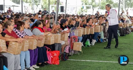 Entregan 7 mil 224 despensas a familias de Romero Vargas