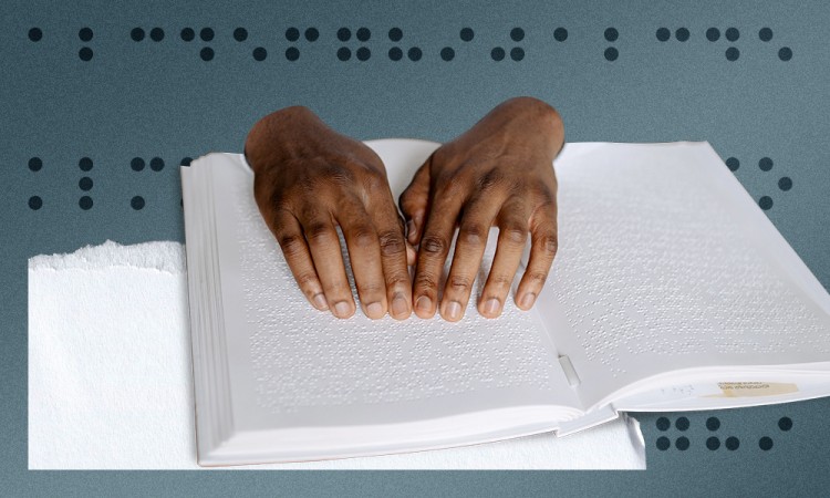 Tocar las palabras: la integración de personas ciegas con sistema braille