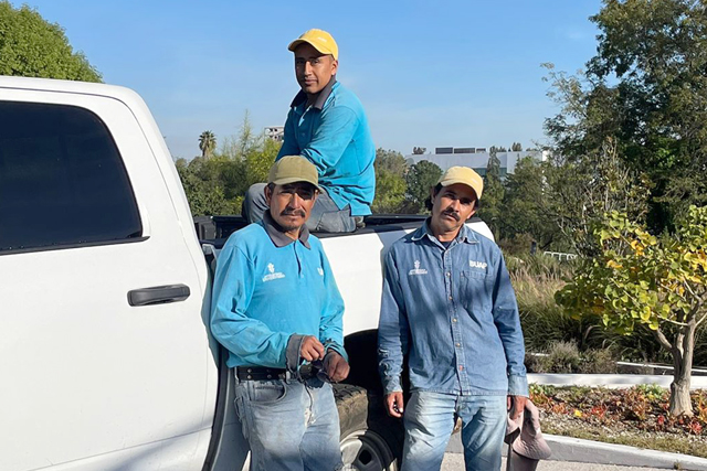 Voluntarios de la BUAP rehabilitan Jardín Botánico de Acapulco