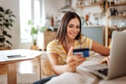 ¿Por qué conviene tramitar una tarjeta de crédito?