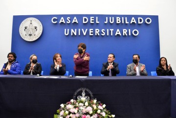 Celebración y reconocimientos en el aniversario 16 de la Casa del Jubilado de la BUAP