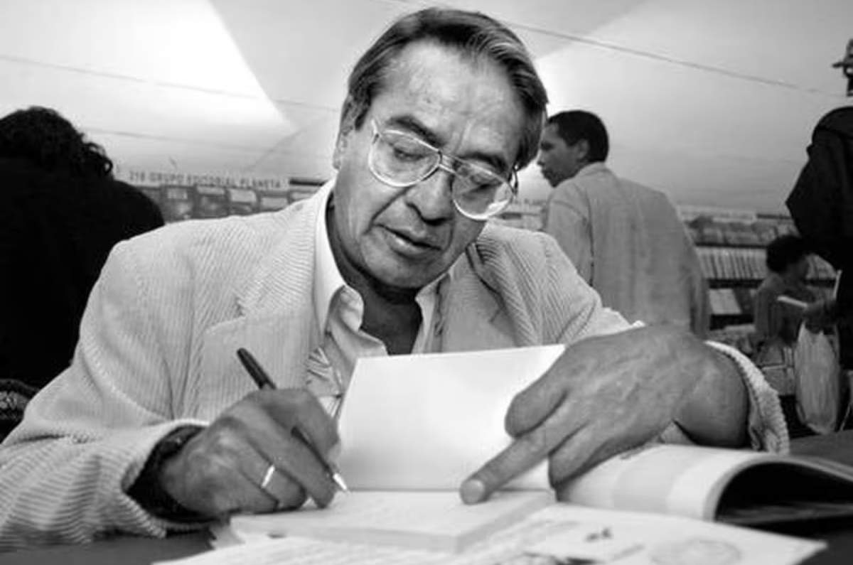 José Agustín 