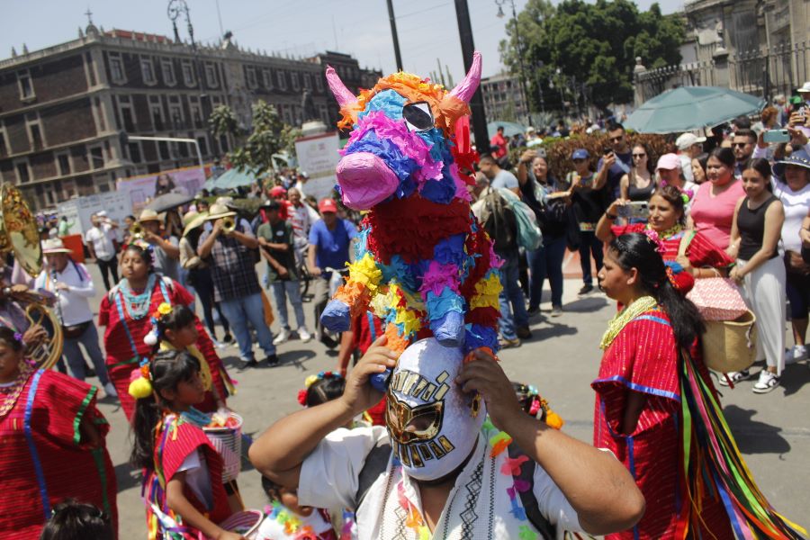 Día de la población, celebra la diversidad de la población en Puebla. Foto: EsImagen