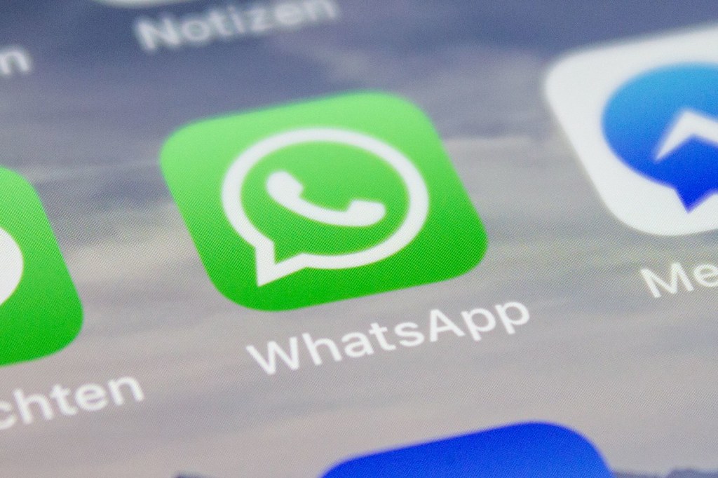 La nueva actualización de WhatsApp contara con IA para usar dentro y fuera de tus conversaciones