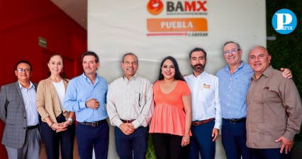 Visita Tonantzin Fernández el Banco de Alimentos de Puebla