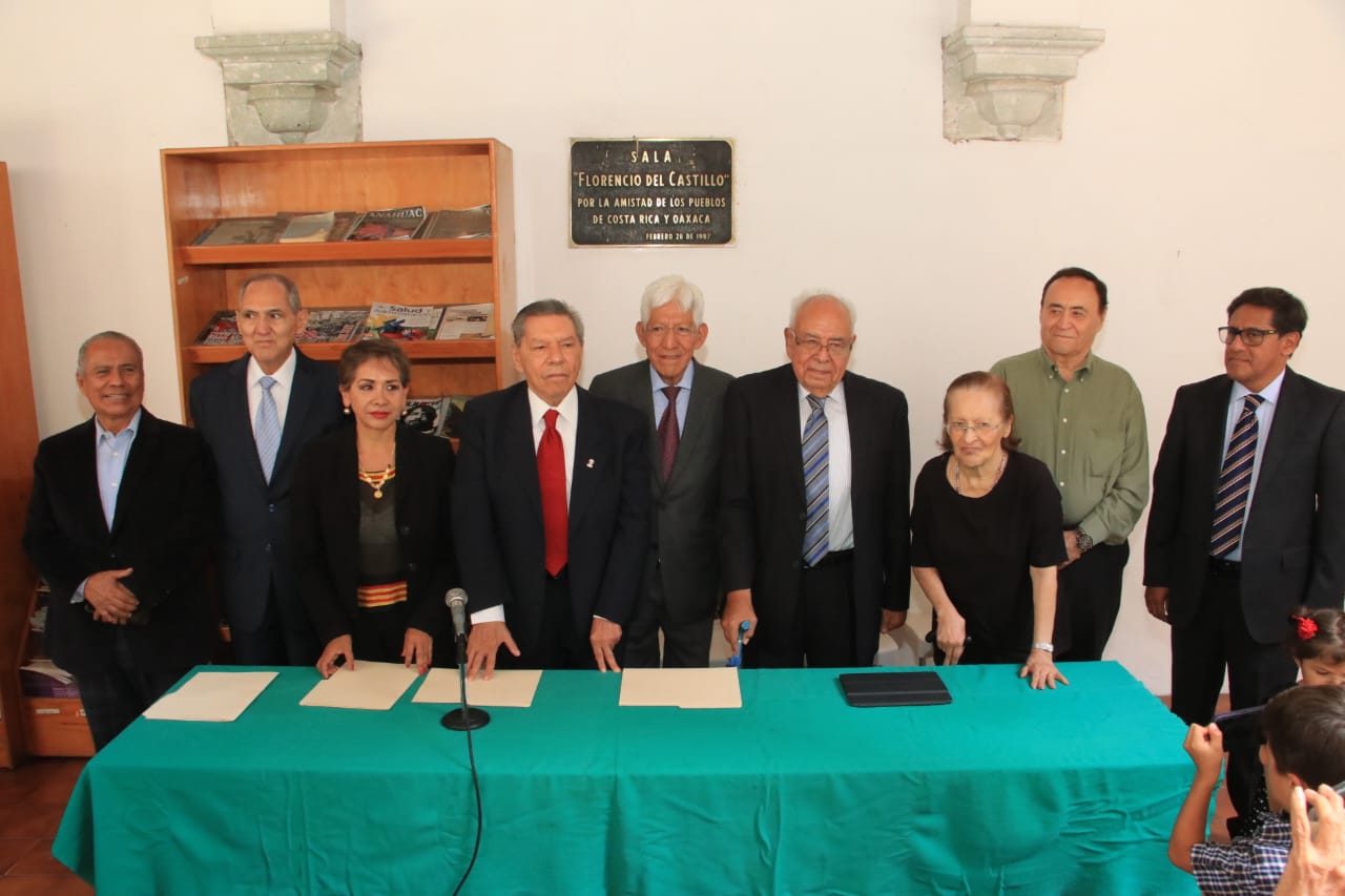 Reconocen trayectoria de 65 años del fundador de El Popular