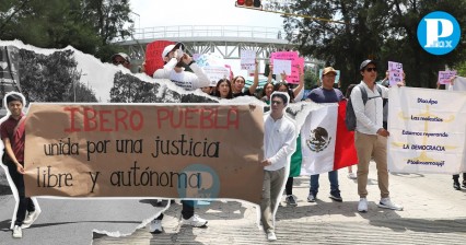 Estudiantes de la Ibero Puebla protestan contra la Reforma del Poder Judicial 