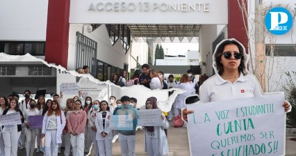 Estudiantes de medicina de la UPAEP hacen paro laboral ante irregularidades