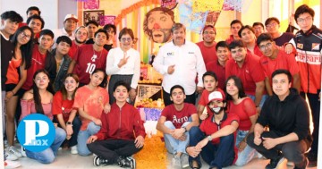 Rectora de la BUAP visita ofrendas de CU 2