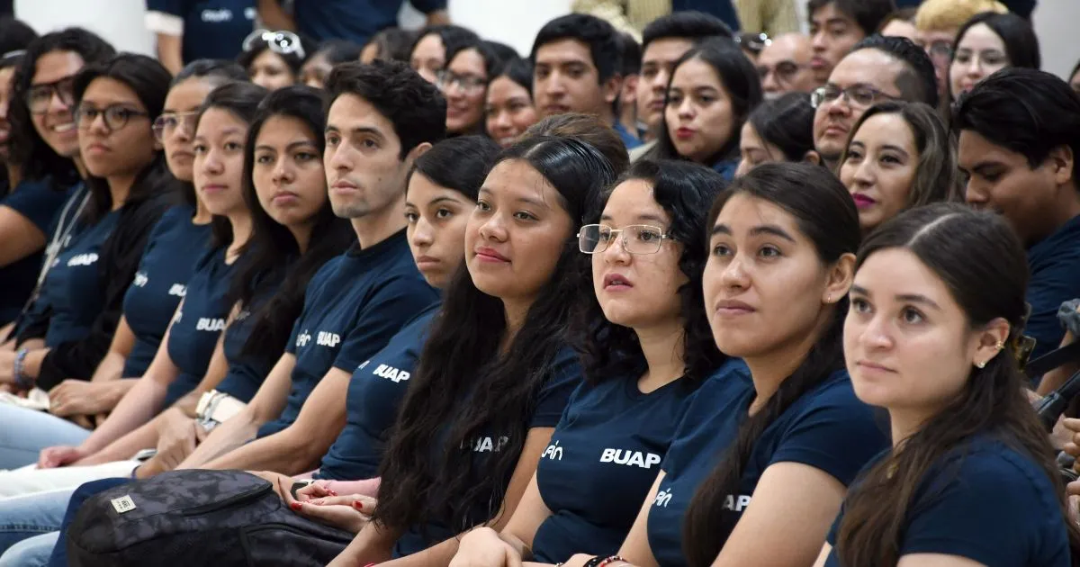 Con el Programa Delfín, la BUAP fortalece una cultura científica entre sus estudiantes