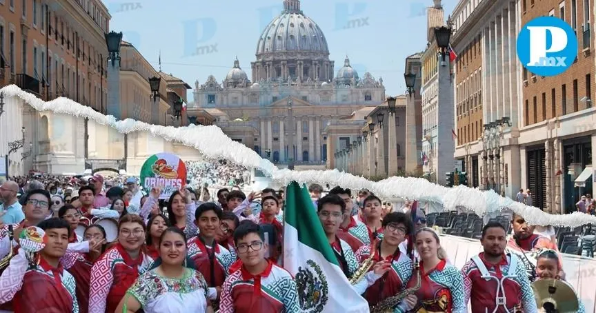 Banda de marcha de Puebla hace historia en el Vaticano