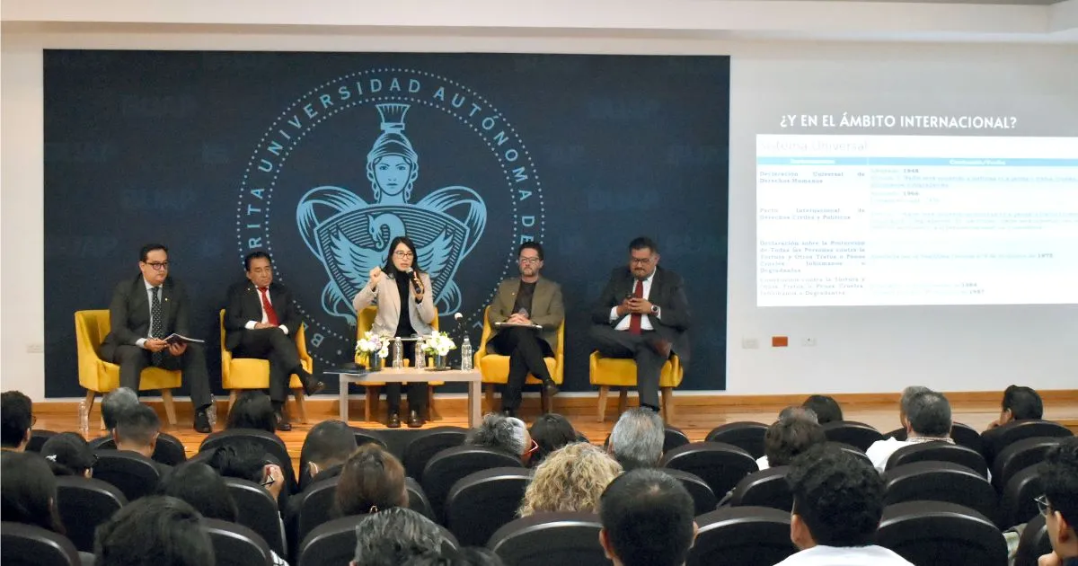 Se llevó a cabo el conversatorio “El rol de la universidad frente a la tortura”, en el que diversos especialistas reflexionaron cómo ser un agente de cambio