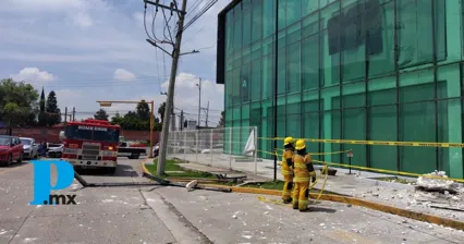 Cae techo del CIS de Cuautlancingo tras fuertes lluvias y mala calidad en materiales