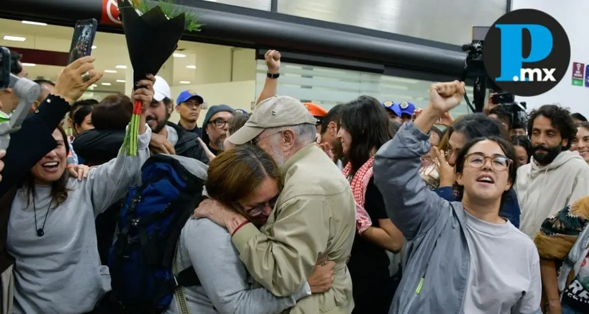 Especial / Activistas fueron recibidos por familiares y amigos en un emotivo encuentro.