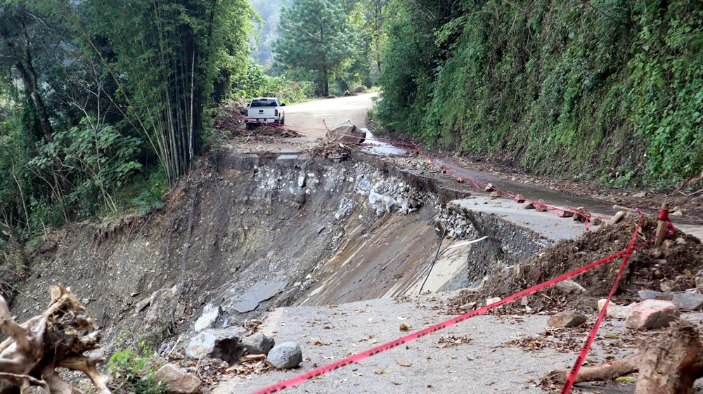 Cierre de un fragmento del camino Honey-Pahuatlán