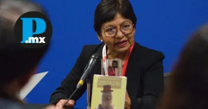 Presenta Lilia Cedillo su libro "Otra vez a las andadas. Bichos y algo más" en la FIL Guadalajara