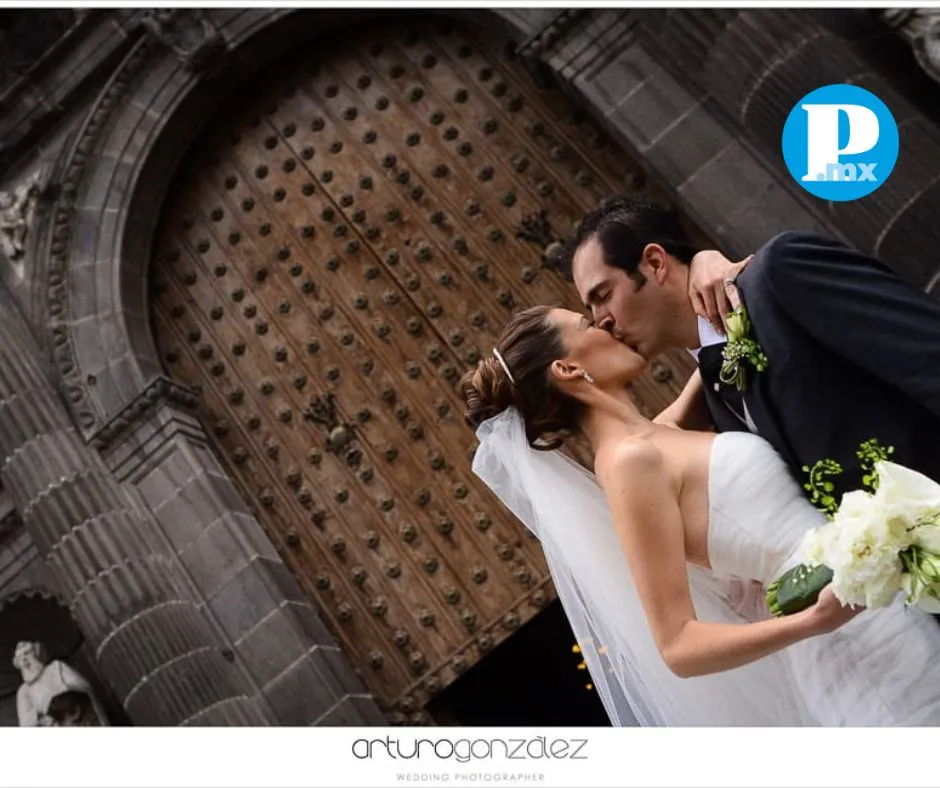 Fotografía: Arturo González / Bodas en la catedral de Puebla 