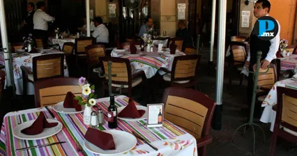 Cuesta de enero castiga a sector restaurantero en Puebla