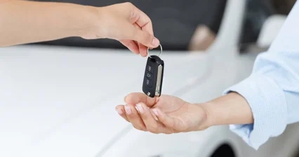 Gu&iacute;a esencial para adquirir tu primer veh&iacute;culo: pasos y recomendaciones clave