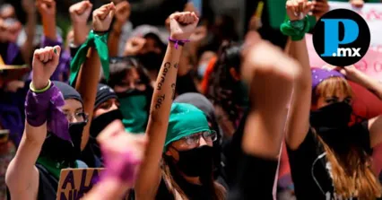 Colectivas realizar&aacute;n micr&oacute;fono abierto en mega marcha del 8M en Puebla