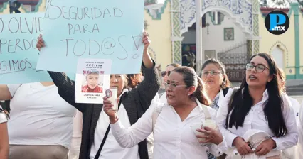 Personal de salud exige justicia por crimen en Amozoc 
