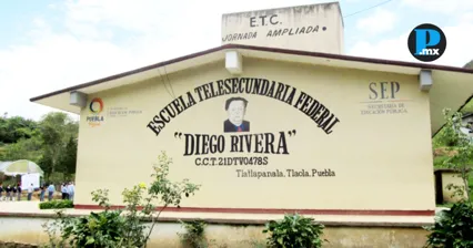 Docentes exigen liberar plazas en Telesecundarias de Puebla; acusan anomal&iacute;as en asignaci&oacute;n