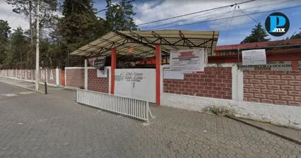 Padres y madres de familia toman primaria en Ciudad Serd&aacute;n por falta de aseo