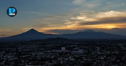 Popocat&eacute;petl registra explosi&oacute;n y prev&eacute;n ca&iacute;da de ceniza en Puebla