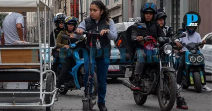 El avance de scooters y bicimotos el&eacute;ctricas deja al descubierto la falta de normas en Puebla