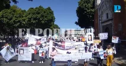 Ni&ntilde;as buscadoras encabezan marcha por personas desaparecidas en Puebla