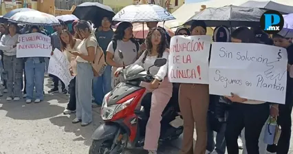 Estudiantes de UBBJ llevan a la Presidencia de Chiautzingo queja contra coordinador de Medicina